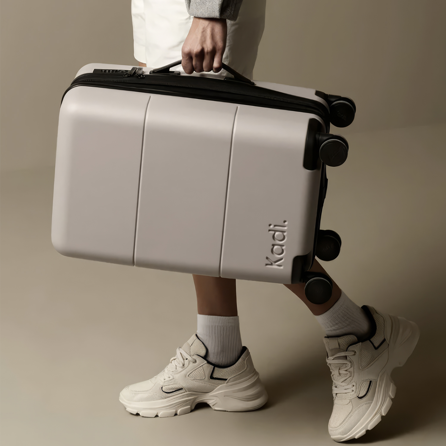 Kadi Carry-On Suitcase - Leisure - Image 5